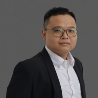 Trần Hoàng Tuấn